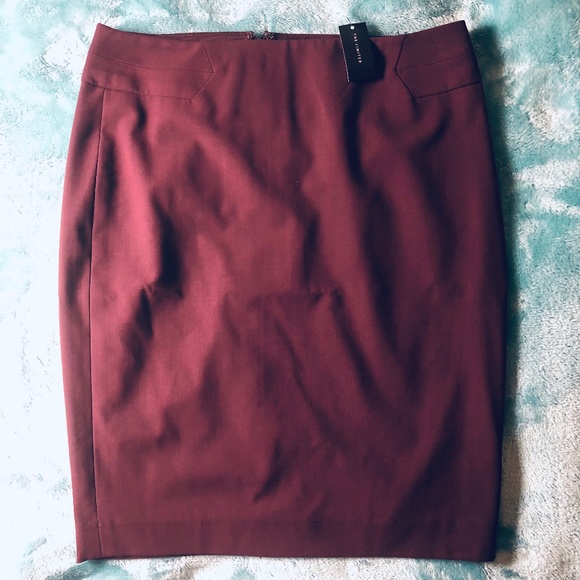 The Limited Dresses & Skirts - NWT The Limited | Plum Rear Zip Pencil Skirt